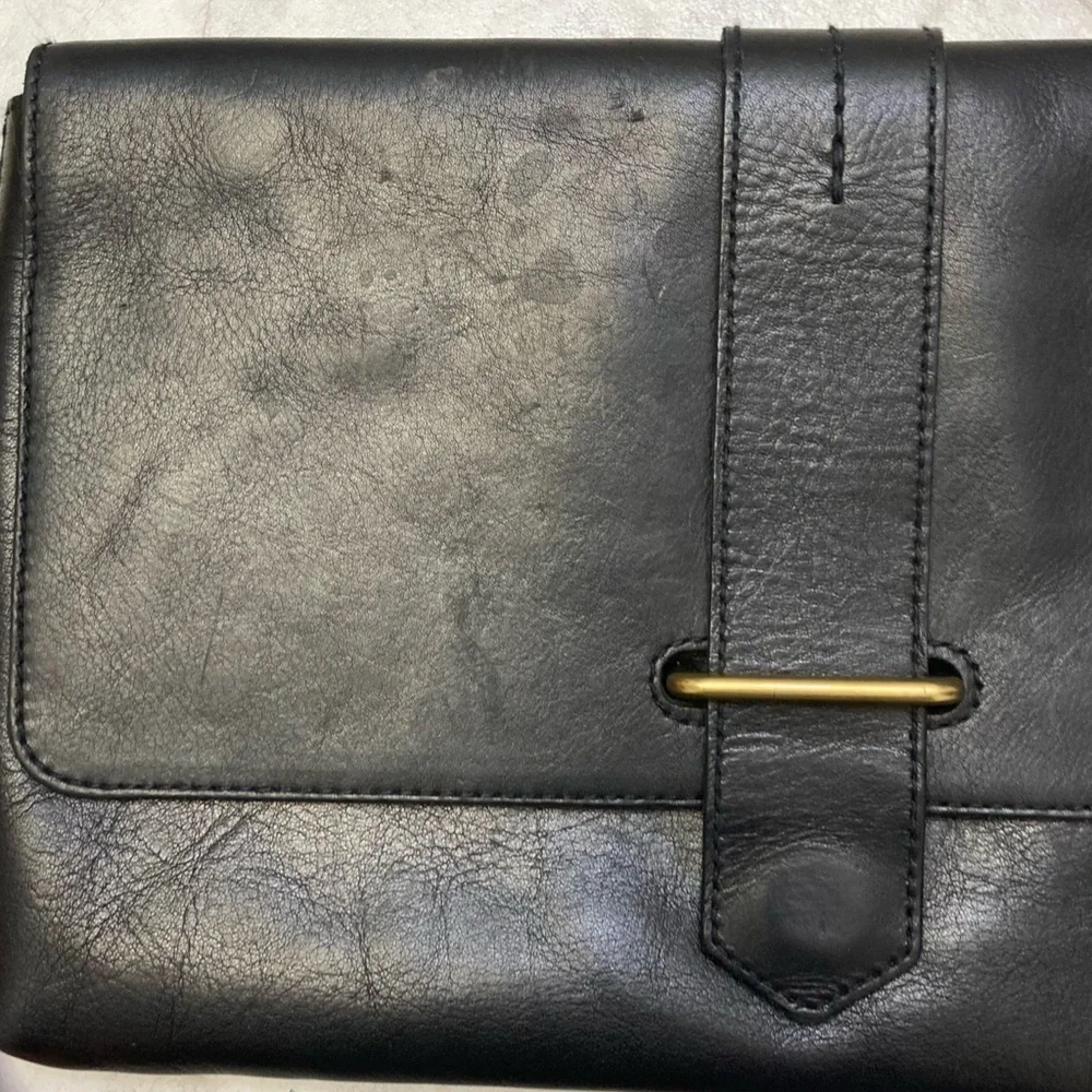 Madewell black leather clutch bag